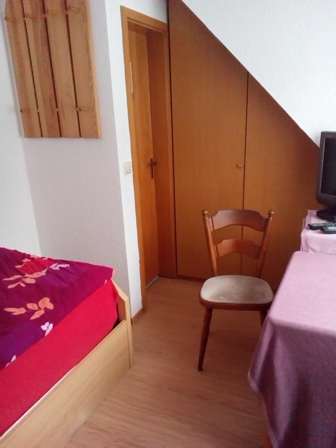 Monteurhotel Garni Alter Olper Hof Lindlar Exterior foto